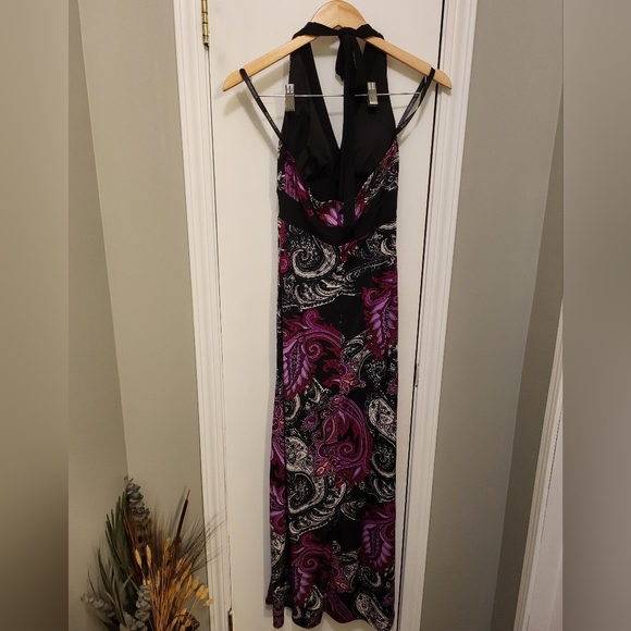 Bisou Bisou Maxi Halter Dress Size 4 Black, White, Pink &  Purple Paisley 💜 - Picture 6 of 8